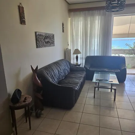 Kons Front דירה