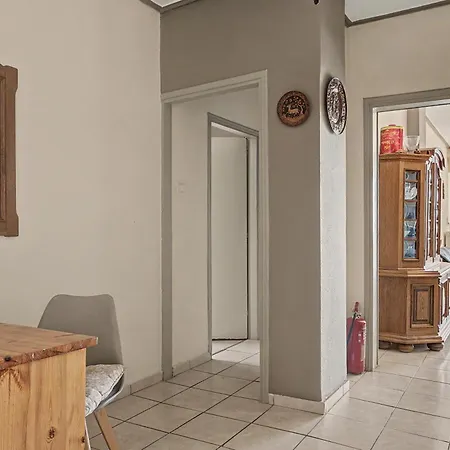 Kons Front Appartement